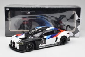 BMW M4 GT3 Presentation Car 2021 Minichamps 1:18 155212000 Metaal — afbeelding 6 van 6