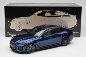 BMW i4 M50 G26 Portimao Blue Minichamps 1:18 110023012 Metaal — afbeelding 8 van 8