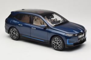 BMW iX Blue Metallic Minichamps 1:18 110023100 Metaal — afbeelding 6 van 8