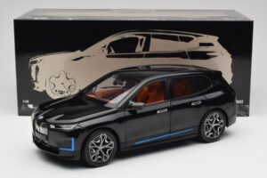 BMW iX Sapphire Black Minichamps 1:18 110023101 Metaal — afbeelding 8 van 8