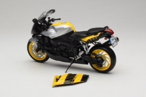 BMW K1200S Geel Zwart Minichamps 1:10 80430309224 Metaal — afbeelding 5 van 8