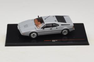 BMW M1 Grijs IXO 1:43 CLC602N Metaal