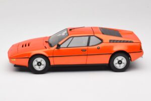 BMW M1 Oranje Minichamps 1:18 80432411549 Metaal — afbeelding 4 van 8