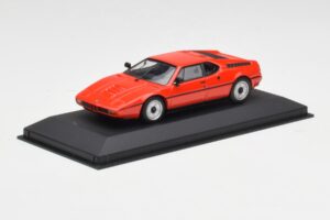 BMW M1 Rood Minichamps 1:43 430025022 Metaal — afbeelding 2 van 4