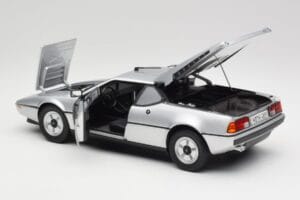 BMW M1 Zilver Metallic Norev 1:18 183226 Metaal — afbeelding 5 van 8