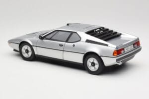 BMW M1 Zilver Metallic Norev 1:18 183226 Metaal — afbeelding 7 van 8