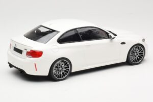 BMW M2 Competition F87 Wit Minichamps 1:18 155028000 Metaal — afbeelding 2 van 6