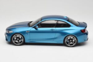 BMW M2 F87 Blue Metallic Minichamps 1:18 155026101 Metaal — afbeelding 3 van 6