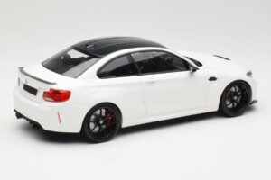 BMW M2 CS F87 Wit met zwarte velgen Minichamps 1:18 155021025 Metaal — afbeelding 2 van 6