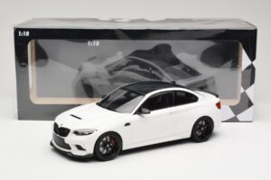 BMW M2 CS F87 Wit met zwarte velgen Minichamps 1:18 155021025 Metaal — afbeelding 6 van 6