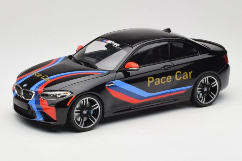 BMW M2 F87 Pace Car Minichamps 1:18 155026106 Metaal
