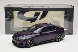 BMW M240i G42 Thundernight Metallic GT Spirit 1:18 GT504 Hars — afbeelding 6 van 6