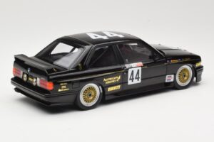 BMW M3 E30 JPS Team BMW #44 J. Richards / T. Longhurst Class Winners Bathurst 1000 1987 Minichamps 1:18 155872044 Metaal — afbeelding 2 van 6