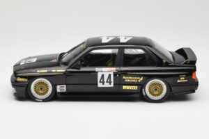 BMW M3 E30 JPS Team BMW #44 J. Richards / T. Longhurst Class Winners Bathurst 1000 1987 Minichamps 1:18 155872044 Metaal — afbeelding 3 van 6