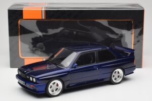 BMW M3 E30 Macau Blue IXO 1:18 18CMC122 Metaal — afbeelding 6 van 6