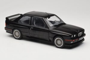 BMW M3 E30 Sport Evo Zwart Solido 1:18 S1801501 Metaal — afbeelding 6 van 8