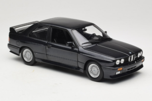 BMW M3 E30 Sport Evolution Blue Metallic Minichamps 1:18 180020308 Metaal — afbeelding 6 van 8