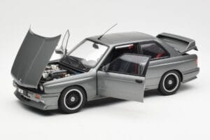 BMW M3 E30 Sport Evolution Cecotto Grijs AUTOart 1:18 70567 Metaal — afbeelding 2 van 8