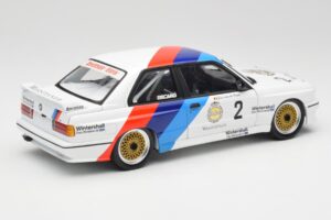 BMW M3 E30 #2 Warsteiner E. van de Poele DTM Champion 1987 Minichamps 1:18 80430396026-O Metaal — afbeelding 3 van 8