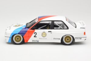 BMW M3 E30 Zackspeed #2 E. van de Poele Champion DTM 1987 Minichamps 1:18 155872002 Metaal — afbeelding 3 van 6
