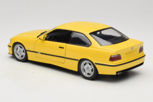 BMW M3 E36 Dakar Yellow UT Models 1:18 180022300 Metaal — afbeelding 7 van 8