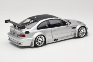 BMW M3 E46 GTR Street Zilver With Carbon Roof Minichamps 1:18 100012102 Metaal — afbeelding 3 van 8