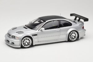 BMW M3 E46 GTR Street Zilver With Carbon Roof Minichamps 1:18 100012102 Metaal