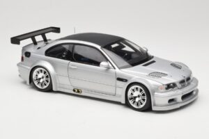 BMW M3 E46 GTR Street Zilver With Carbon Roof Minichamps 1:18 100012102 Metaal — afbeelding 6 van 8