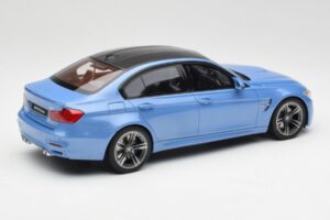 BMW M3 F80 Yas Marina Blauw GT Spirit 1:18 GT055 Hars — afbeelding 2 van 6