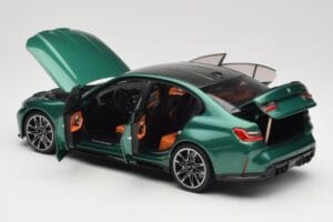 BMW M3 G80 Isle of Man Green Minichamps 1:18 113020203 Metaal — afbeelding 5 van 8