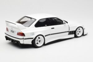 BMW M3 GTR E36 Khyzyl Saleem Alpine Wit Otto 1:18 OT1051 Hars — afbeelding 2 van 6
