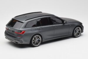 BMW M340i G20 xDrive M Sport Grijs GT Spirit 1:18 GT471 Hars — afbeelding 2 van 6