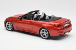 BMW M4 F83 Cabriolet Sakhir Oranje Paragon 1:18 PA-97111 Metaal — afbeelding 7 van 8