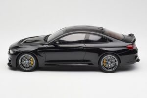 BMW M4 F82 CS Zwart GT Spirit 1:18 GT845 Hars — afbeelding 3 van 6