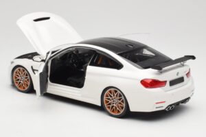 BMW M4 F82 GTS Alpine White Minichamps 1:18 110025221 Metaal — afbeelding 5 van 8