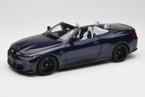BMW M4 G82 Cabriolet Blauw Metallic Minichamps 1:18 110021031 Metaal