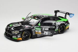 BMW M4 GT3 G82 #10 S. Green / M. Krutten Schubert Motorsport ADAC GT Masters Red Bull Ring Winner 2022 Minichamps 1:18 113222 — afbeelding 2 van 8