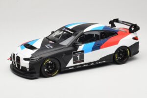 BMW M4 G82 GT4 #1 Presentation 2022 Otto 1:18 OT1228 Hars