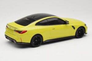 BMW M4 G82 Geel Minichamps 1:18 155020120 Metaal — afbeelding 2 van 6