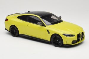 BMW M4 G82 Geel Minichamps 1:18 155020120 Metaal — afbeelding 4 van 6