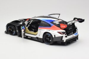 BMW M4 GT3 Ceccato Racing #50 T. Glock DTM Imola 2022 Minichamps 1:18 113222050 Metaal — afbeelding 5 van 8
