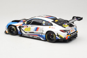 BMW M4 GT3 #46 V. Rossi / A. Farfus / M. Martin Team WRT 12 Hours of Bathurst 2023 Minichamps 1:18 113232146 Metaal — afbeelding 7 van 8