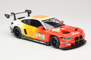 BMW M4 GT3 #72 D. Harper / M. Hesse / C. Weerts BMW M Team RMG 24 Hours of Nurburgring 2024 Minichamps 1:18 113242072 Metaal — afbeelding 6 van 8