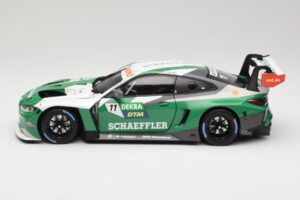 BMW M4 GT3 Walkenhorst Motorsport #11 M. Wittmann DTM 2022 Minichamps 1:18 113222011 Metaal — afbeelding 4 van 8