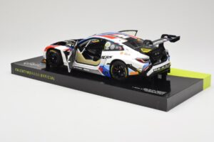 BMW M4 GT3 Team WRT #46 V. Rossi / R. Marciello / M. Martin 12 Hours of Bathurst 2024 Minichamps 1:18 113242046 Metaal — afbeelding 5 van 8