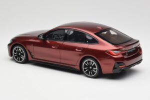 BMW M440i G26 Gran Coupe Aventurine Rood Otto 1:18 OT1075 Hars — afbeelding 5 van 6