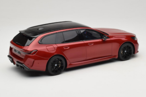 BMW M5 G99 Touring Fire Red GT Spirit 1:18 GT964 Hars — afbeelding 2 van 6
