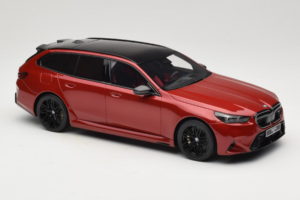 BMW M5 G99 Touring Fire Red GT Spirit 1:18 GT964 Hars — afbeelding 4 van 6