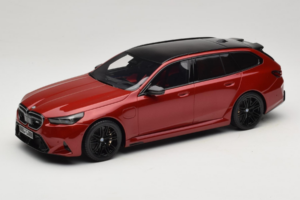 BMW M5 G99 Touring Fire Red GT Spirit 1:18 GT964 Hars