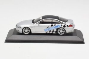 BMW M6 E63 IAA Frankfurt Zilver Minichamps 1:43 M6001 Metaal